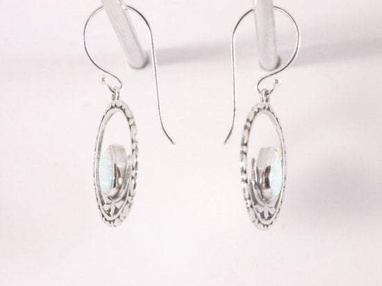 Ronde opengewerkte zilveren lotus oorbellen met welo opaal afbeelding 2