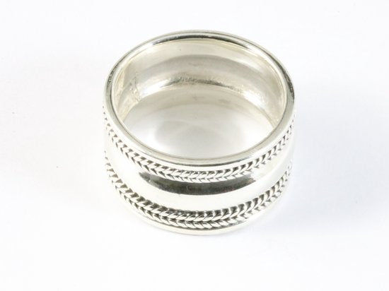 Brede hoogglans zilveren ring met kabelpatronen afbeelding 2