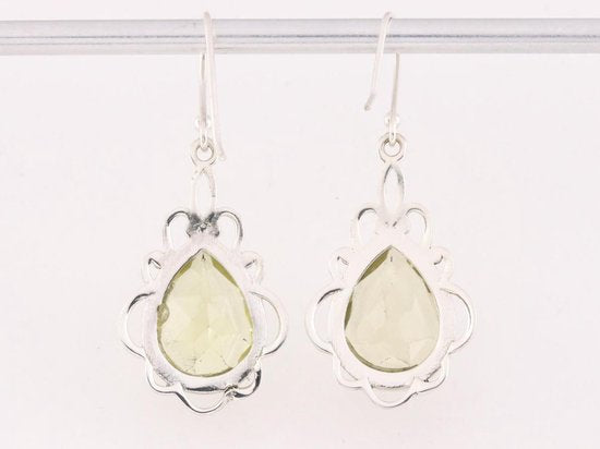 Opengewerkte zilveren oorbellen met lemonkwarts afbeelding 3