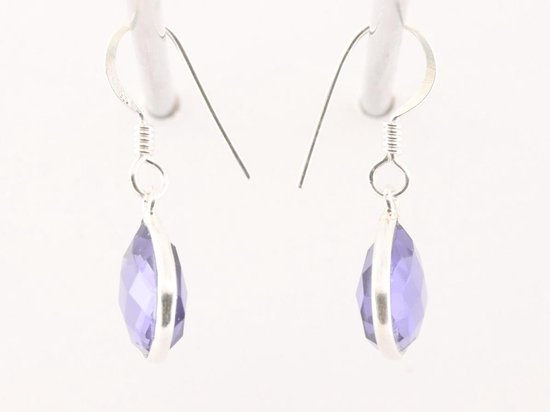 Fijne druppelvormige zilveren oorbellen met ioliet afbeelding 2