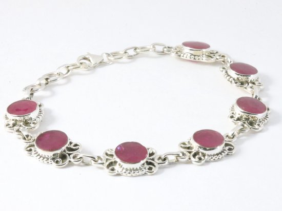 Bewerkte zilveren armband met robijn afbeelding 2