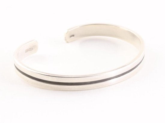 Zware zilveren klemarmband met zwarte band afbeelding 2