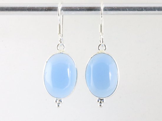Fijne zilveren oorbellen met blauwe chalcedoon afbeelding 4