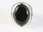 Zware bewerkte zilveren ring met onyx afbeelding 4