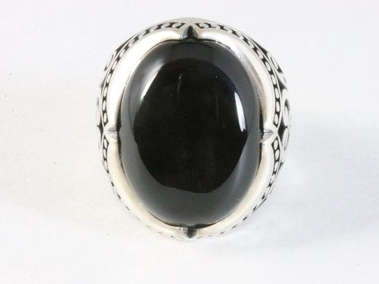 Zware bewerkte zilveren ring met onyx afbeelding 4