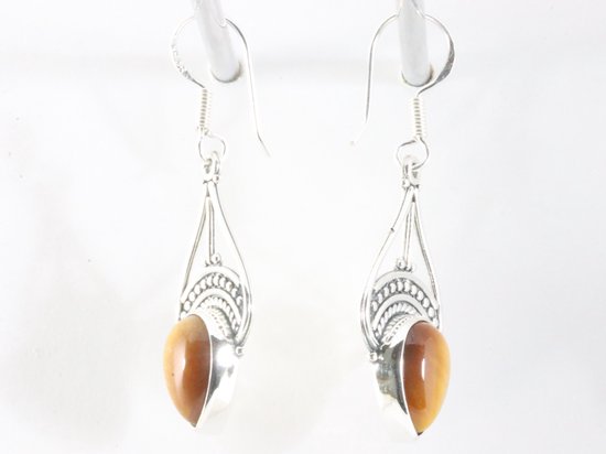 Opengewerkte zilveren oorbellen met tijgeroog afbeelding 2