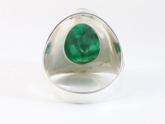 Zware bewerkte zilveren ring met smaragd afbeelding 3