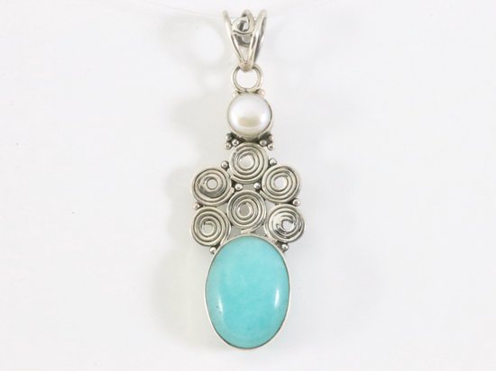 Bewerkte zilveren hanger met amazoniet en parel afbeelding 4