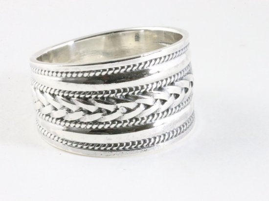 Brede zilveren ring met kabelpatronen - maat 22 afbeelding 1