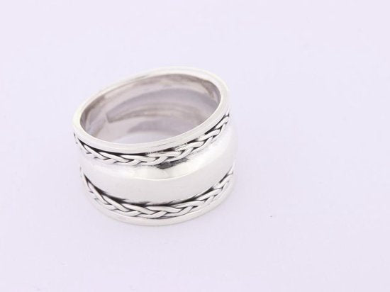 Hoogglans zilveren ring met kabelpatronen afbeelding 1