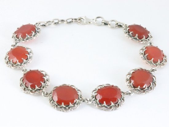 Bewerkte zilveren armband met grote carneool stenen afbeelding 1