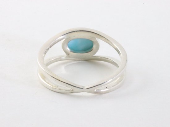 Opengewerkte hoogglans zilveren ring met larimar afbeelding 3