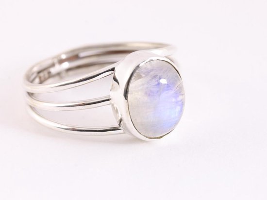 Opengewerkte zilveren ring met regenboog maansteen afbeelding 1