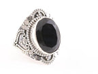 Bewerkte zilveren ring met onyx afbeelding 1