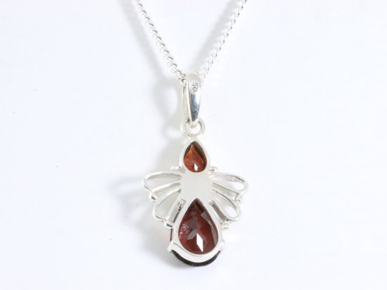 Zilveren hanger met granaat aan ketting afbeelding 3
