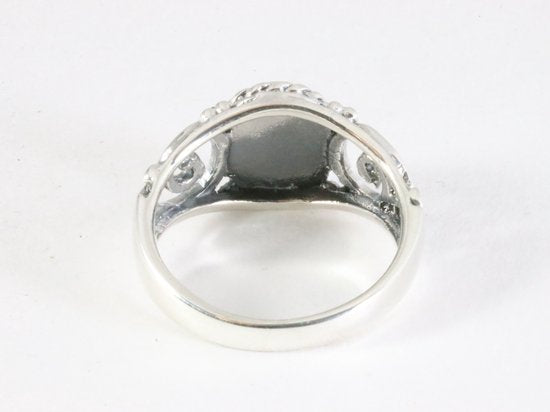 Opengewerkte zilveren ring met Australische opaal afbeelding 3