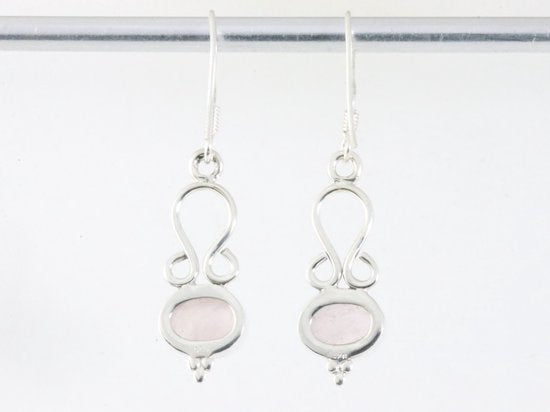 Fijne opengewerkte zilveren oorbellen met rozenkwarts afbeelding 3