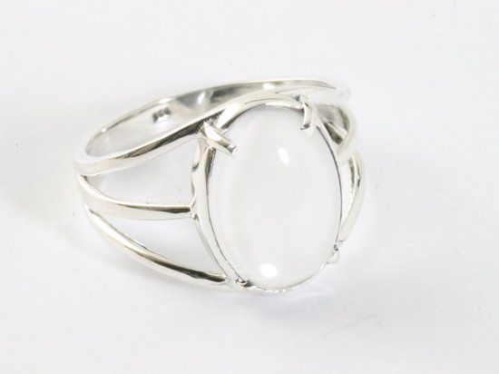 Opengewerkte zilveren ring met bergkristal afbeelding 1