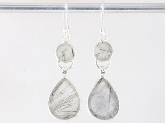 Lange zilveren oorbellen met zwarte rutielkwarts afbeelding 2