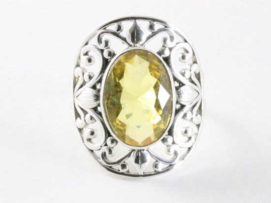 Opengewerkte zilveren ring met citrien afbeelding 4