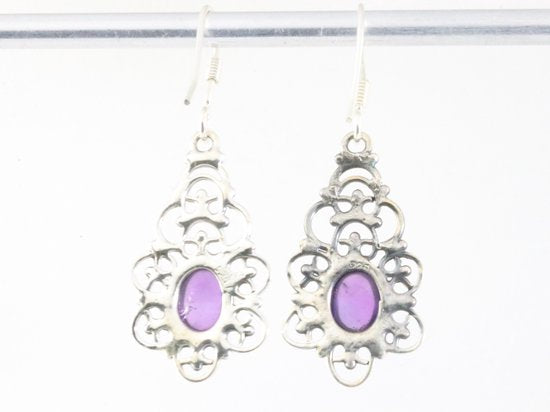 Opengewerkte zilveren oorbellen met amethist afbeelding 2