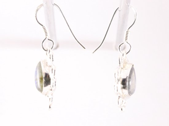 Fijne opengewerkte zilveren oorbellen met labradoriet afbeelding 2