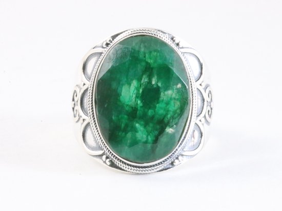 Zware bewerkte zilveren ring met smaragd afbeelding 4