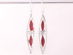 Lange bewerkte zilveren oorbellen met rode koraal steen afbeelding 3