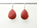 Druppelvormige zilveren oorbellen met rode koraal steen afbeelding 5
