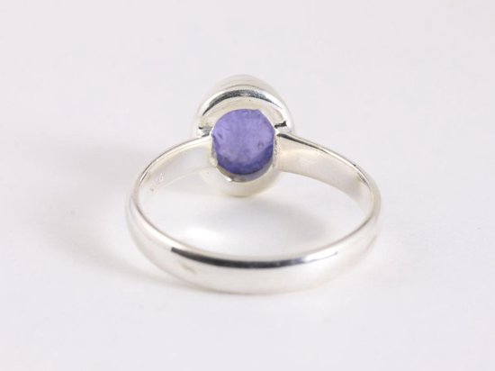 Hoogglans zilveren ring met tanzaniet afbeelding 3