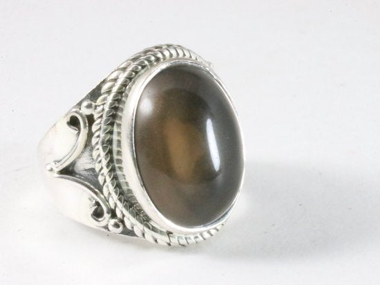 Bewerkte zilveren ring met rookkwarts afbeelding 1