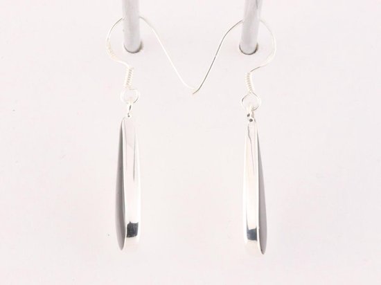 Druppelvormige zilveren oorbellen met zwarte parelmoer afbeelding 2