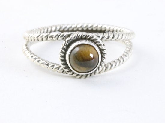 Opengewerkte zilveren ring met tijgeroog afbeelding 4