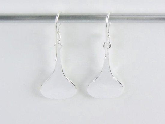 Grote zilveren druppelvormige oorbellen met blauwe turkoois afbeelding 2