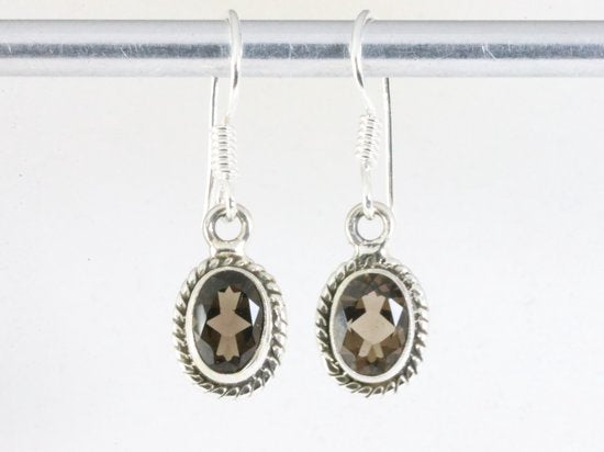 Fijne bewerkte zilveren oorbellen met rookkwarts afbeelding 3