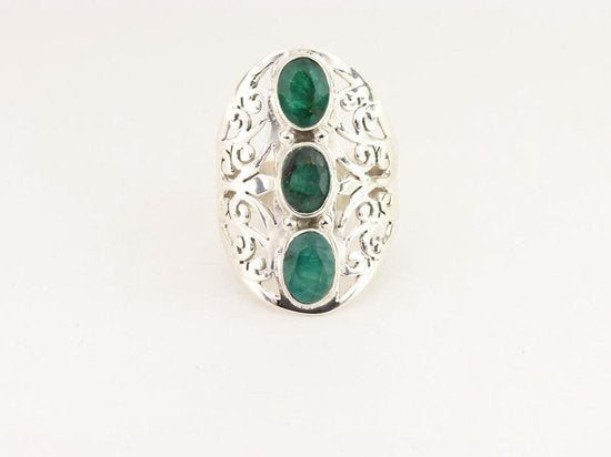 Langwerpige opengewerkte zilveren ring met smaragd afbeelding 4