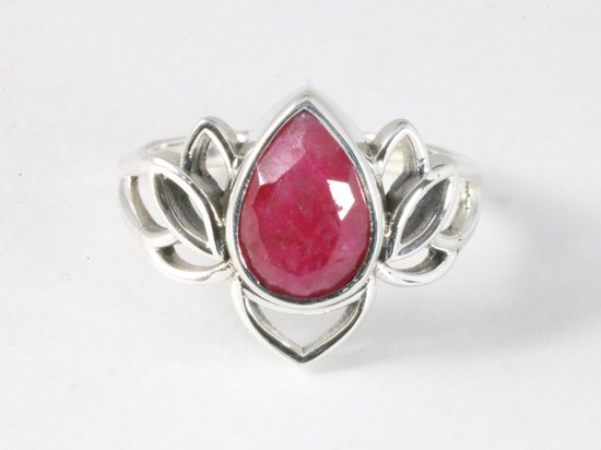 Opengewerkte zilveren lotus bloem ring met robijn afbeelding 4