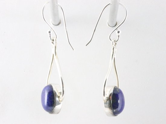 Opengewerkte zilveren oorbellen met lapis lazuli afbeelding 2