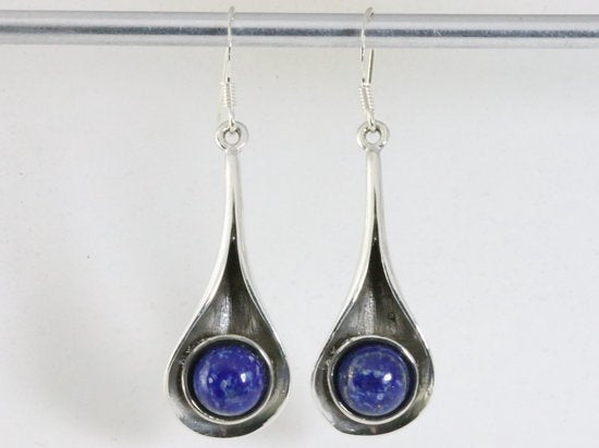 Lange druppelvormige zilveren oorbellen met lapis lazuli afbeelding 4