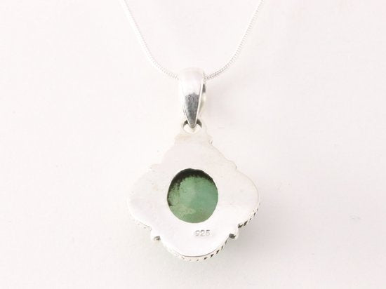 Bewerkte zilveren hanger met jade aan ketting afbeelding 3