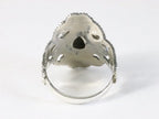 Bewerkte zilveren ring met onyx afbeelding 3