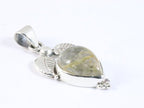 Bewerkte zilveren hanger met gouden rutielkwarts afbeelding 2