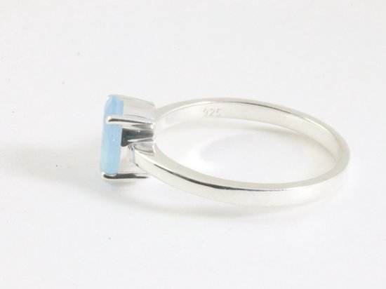 Hoogglans zilveren ring met gefacetteerde aquamarijn afbeelding 2