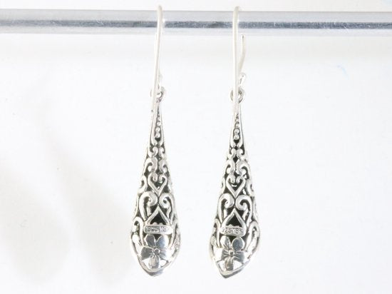 Traditionele bewerkte zilveren oorbellen met 18k gouden decoratie afbeelding 3