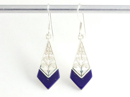 Opengewerkte zilveren oorbellen met lapis lazuli afbeelding 4