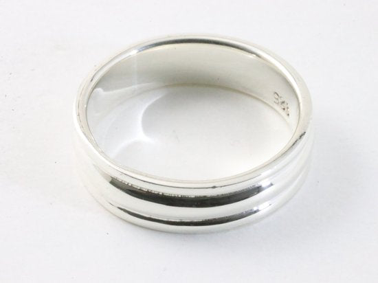 Hoogglans zilveren ring met ribbels afbeelding 2