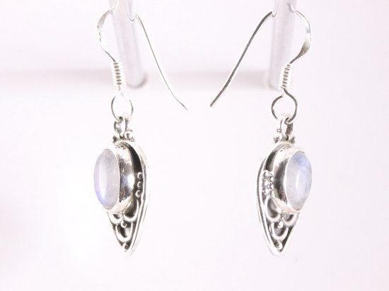 Fijne bewerkte zilveren oorbellen met regenboog maansteen afbeelding 2