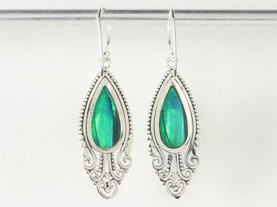 Opengewerkte zilveren oorbellen met abalone schelp afbeelding 3