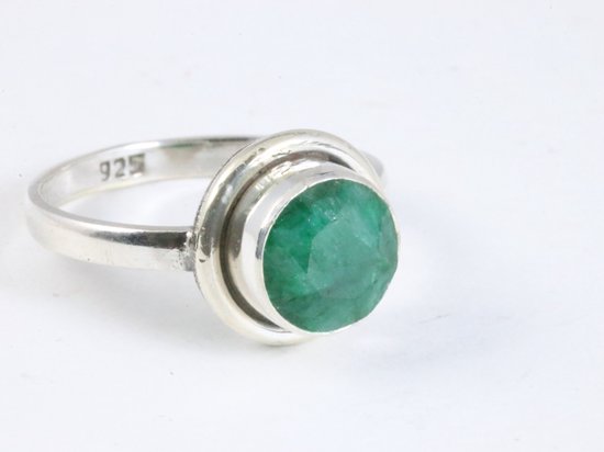 Fijne ronde zilveren ring met smaragd afbeelding 1