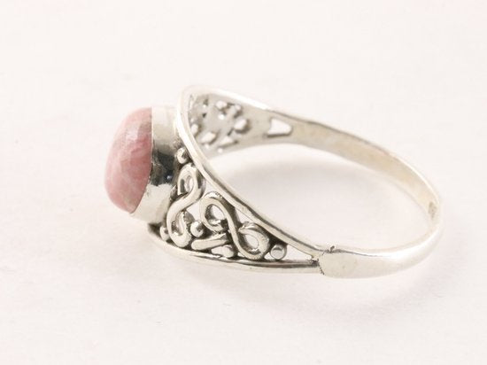 Fijne opengewerkte zilveren ring met rhodochrosiet afbeelding 2